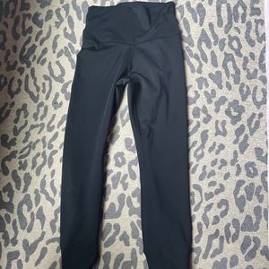 Black Nike dry fit leggings